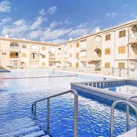 Lovely Ground Floor 5 Min From The *